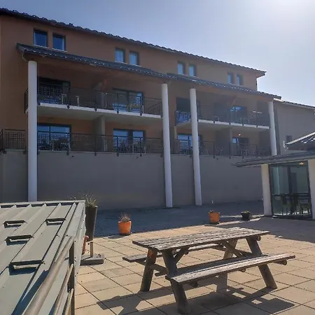 Résidence Château Des Magnans By Nevesol Appart hôtel