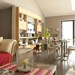 Aparthotel Résidence Château Des Magnans By Nevesol Jausiers