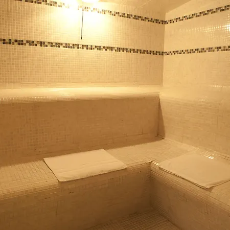 Résidence Château Des Magnans By Nevesol Apartahotel 3*