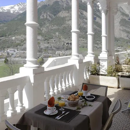 Apartahotel Résidence Château Des Magnans By Nevesol