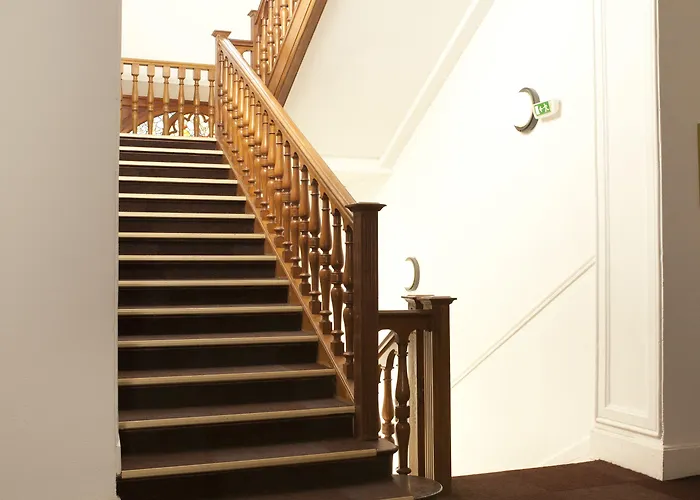 Résidence Château Des Magnans By Nevesol Aparthotel 3*