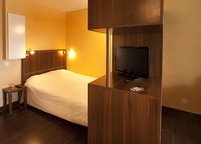 Résidence Château Des Magnans By Nevesol