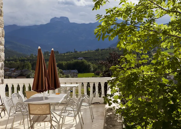 Chateau Des Magnans By Nevesol 3*