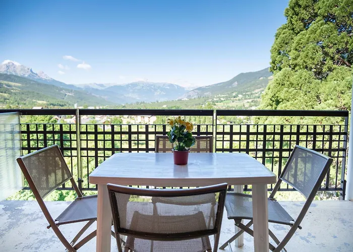 Aparthotel Chateau Des Magnans By Nevesol